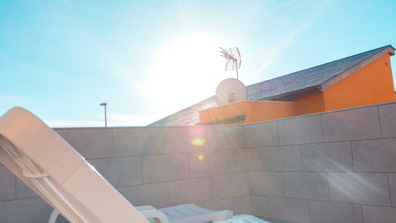 The Safe Point Suites Castillo Castillo del Romeral Екстер'єр фото
